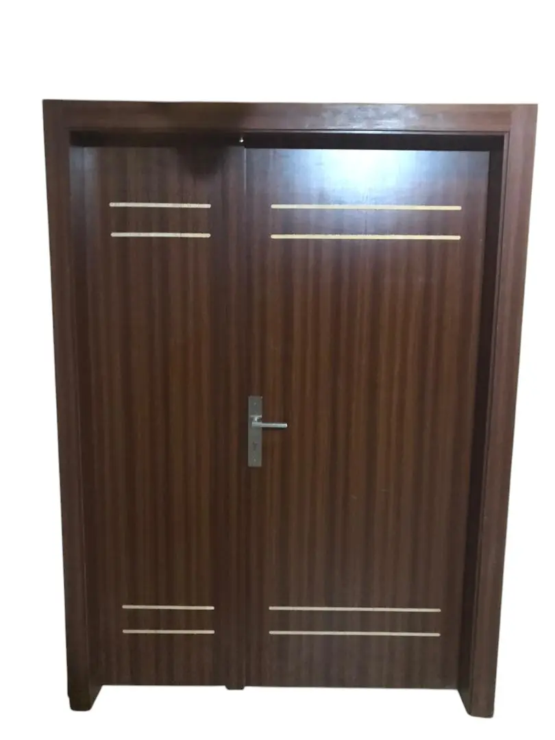 porte-lamine-blinde-2-battants_268-42394